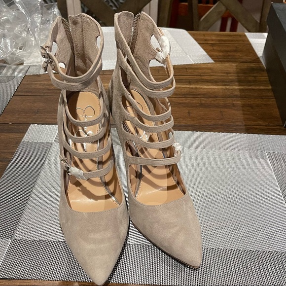 🌟🌟Beautiful Sexy Strappy Heel - Picture 2 of 6